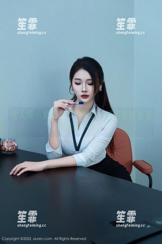 秀人网-奶酥 秀人网 - 奶酥姐带你逛逛:图包里的姐姐们都在干啥。