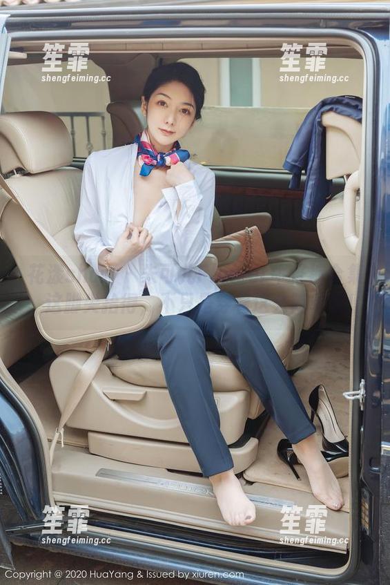 花漾show - 朱可儿Flower牛仔裤合集：这脚尖抬得，不只是穿着这么简单吧！
