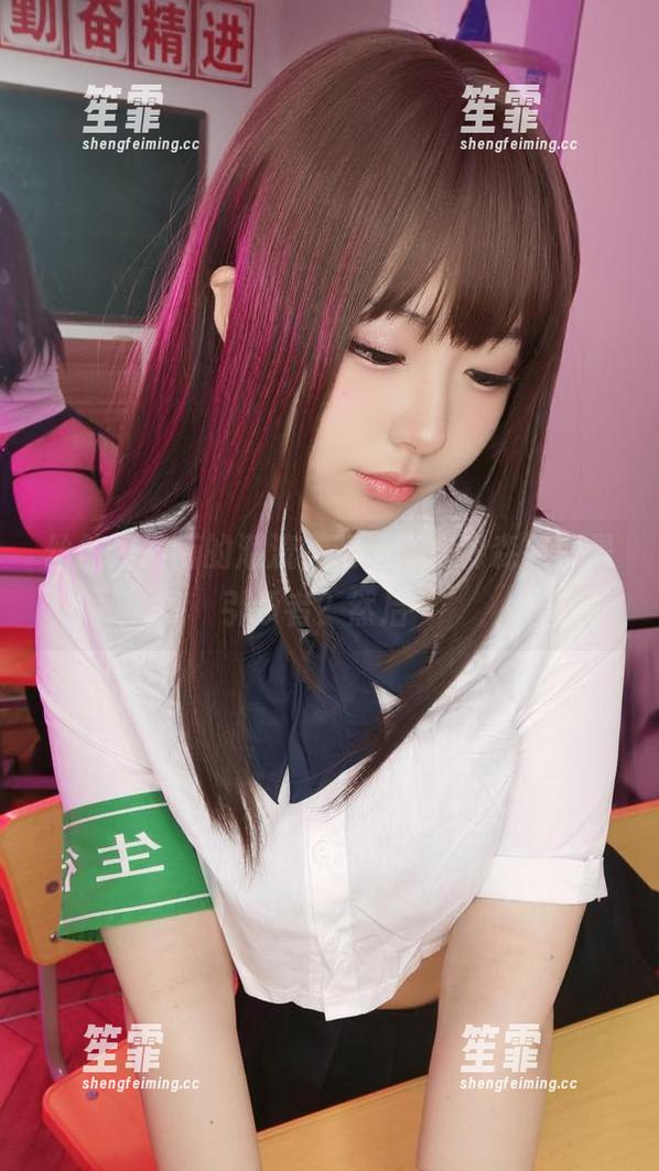 丝袜是最新的潮流，难道“虎森森”就是引领者？然后…
