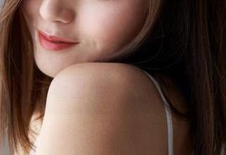 蜜桃社 – 佩琦Pinky的奶牛写真：换上牛仔裤的原图和图册，这能萌成什么样？