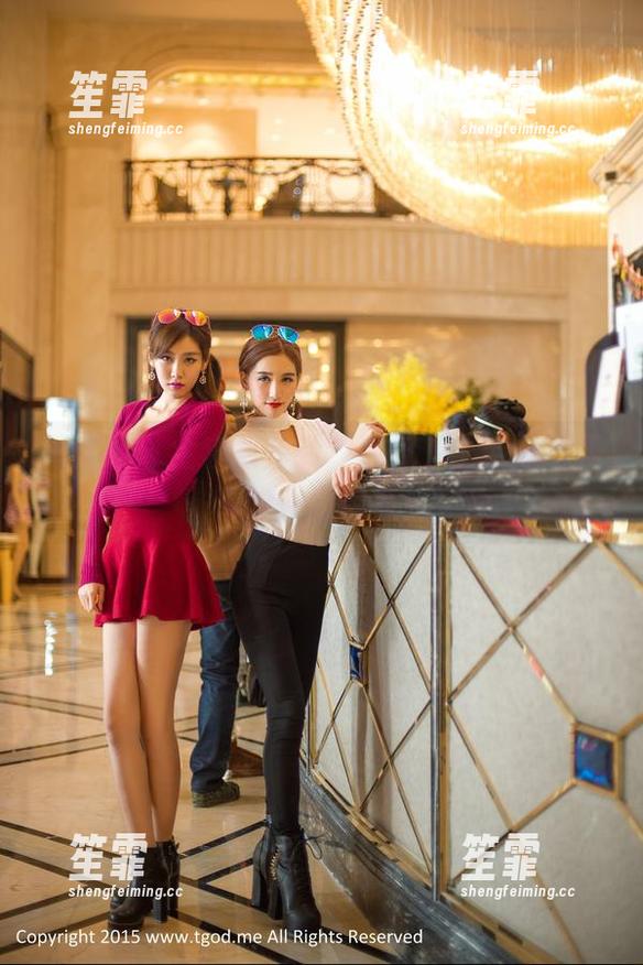 青豆客-王婉悠 青豆客 - 全套职业装?别急,王婉悠写真带你一探究竟!