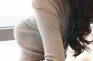 青豆客 – 定制的图集，莫晓茜sunny带着水手服的海洋梦游