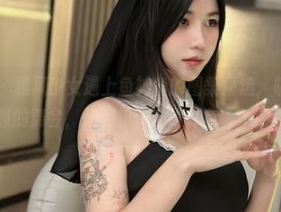 微密圈 – 和风少女遇上鱼神鱼的图集精选，明明是一场优雅的舞会，结果却变成了炸鱼薯条的派对！